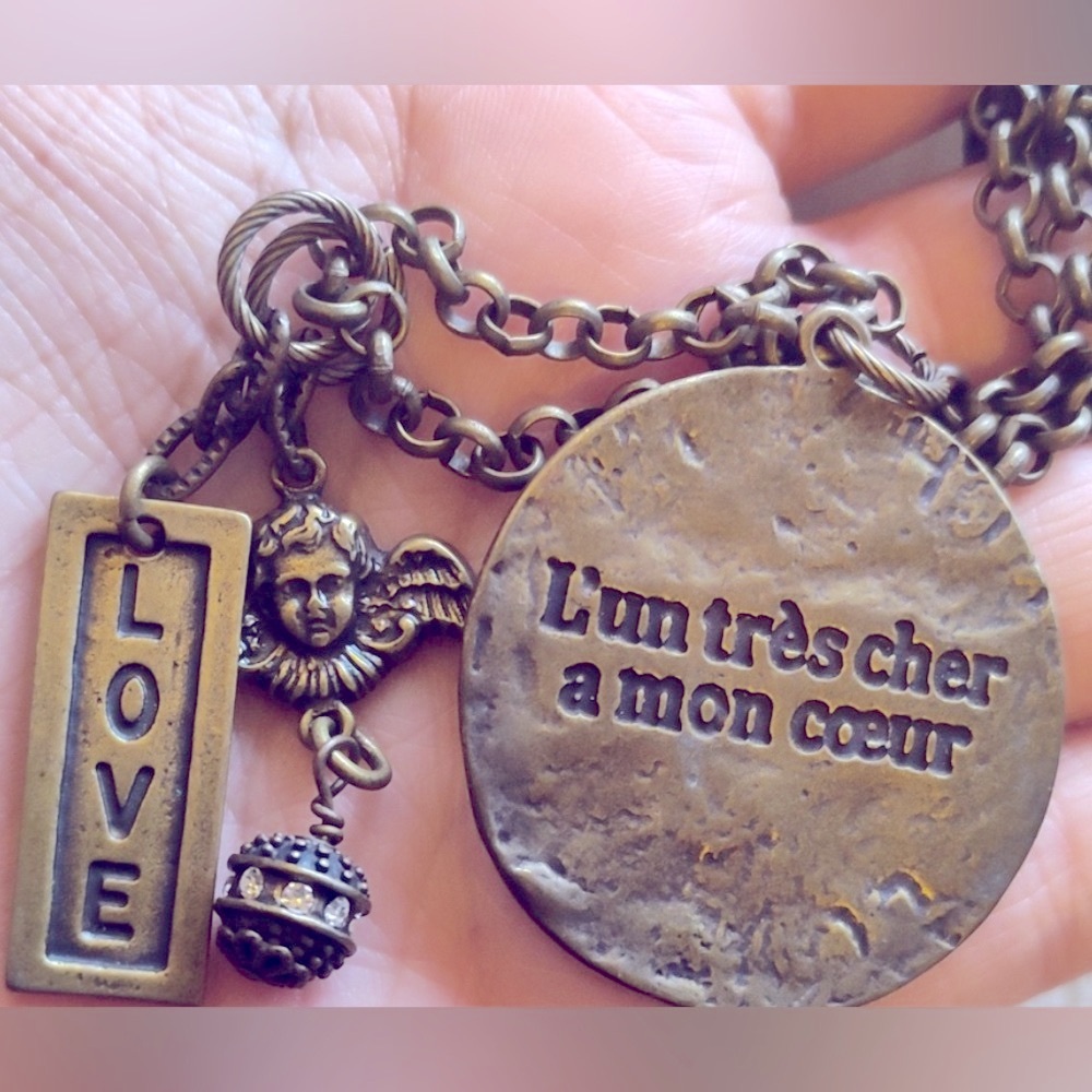 Mud Pie LOVE Necklace “One very Dear to My Heart” disk French, cherub, 32” chain